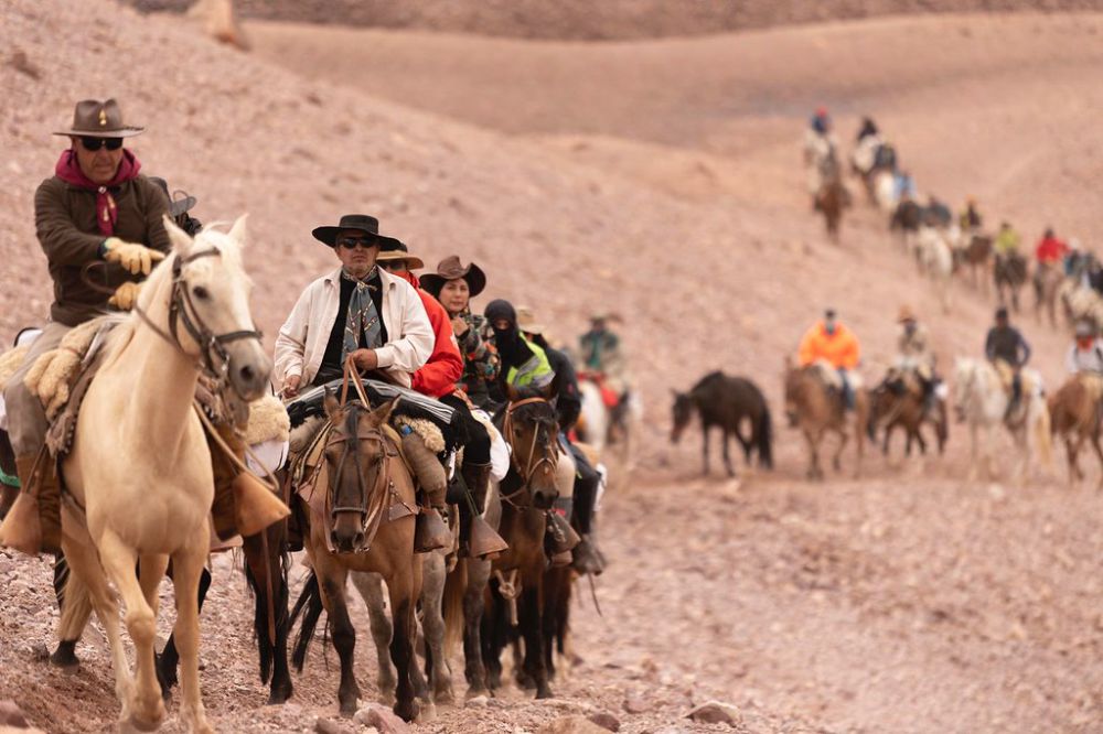los expedicionarios del cruce de los andes llegaron al límite con chile d