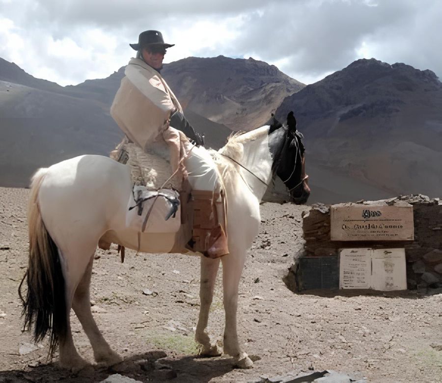 un joven empresario jujeño hizo el cruce sanmartiniano exploraparques